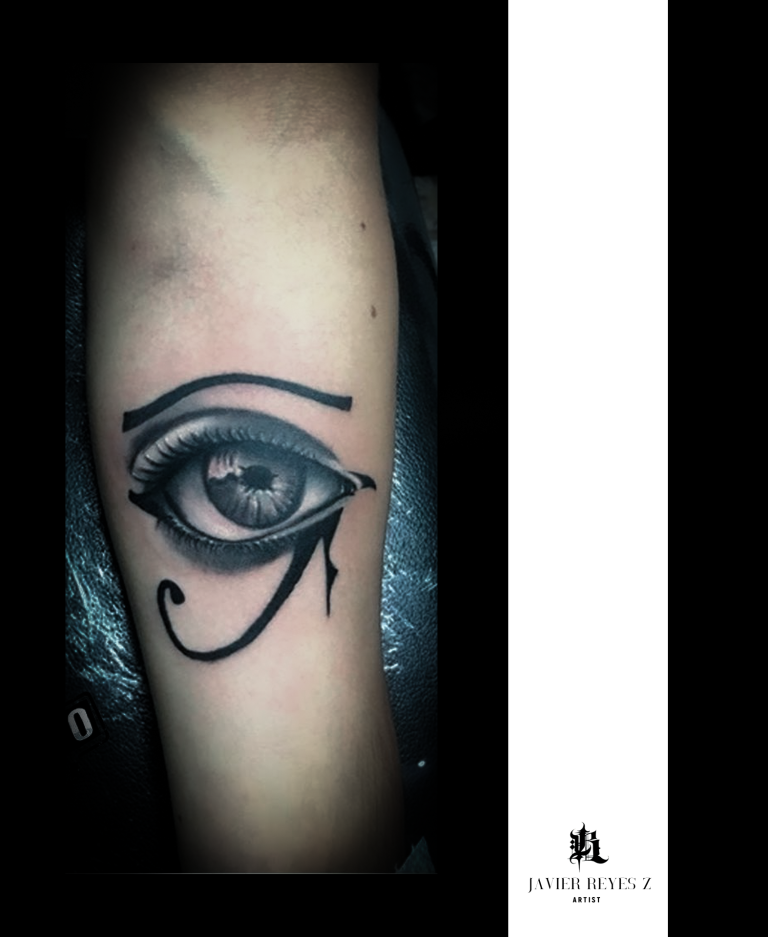 Foto de un tatuaje terminado 9